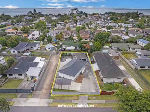 12 Suwyn Place, Weymouth