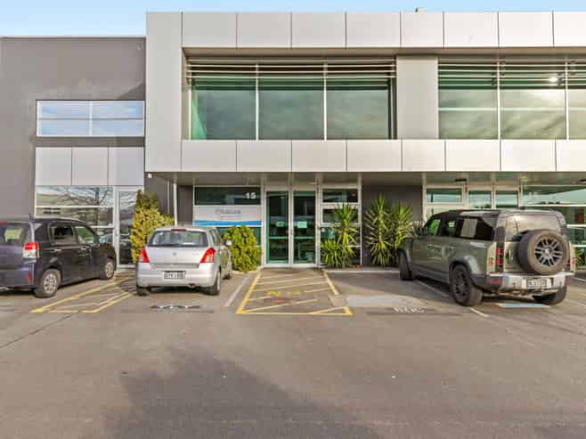 Tidy Turnkey Suite – Established Business Park