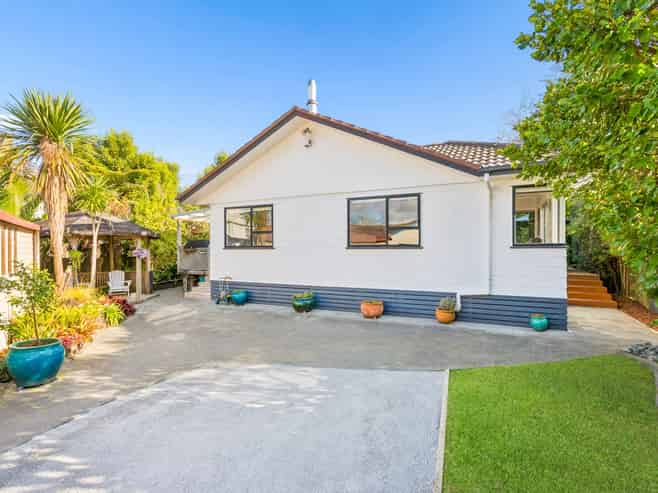 37 Redlands Grove, Swanson