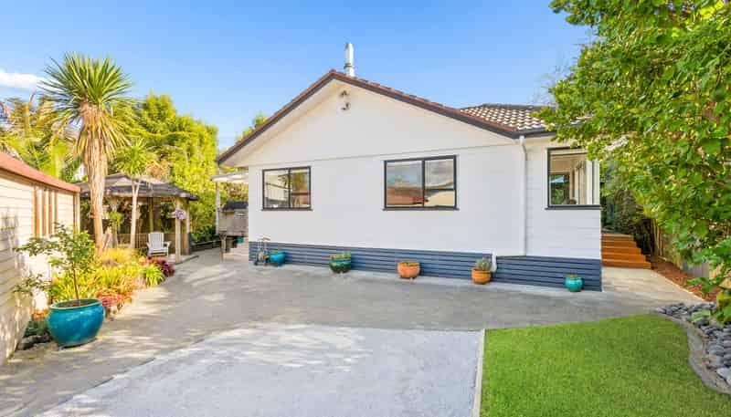37 Redlands Grove, Swanson