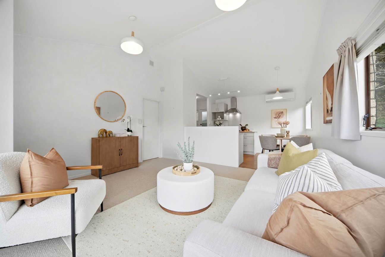Modern 3-Bed with Expansive Backyard - Ansicht 3