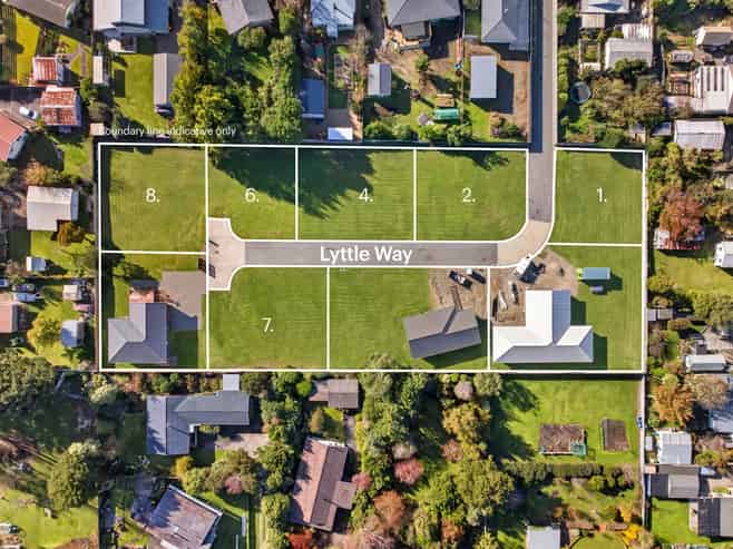 2 Lyttle Way, Featherston