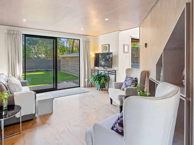 35B Wharemauku Road, Raumati Beach