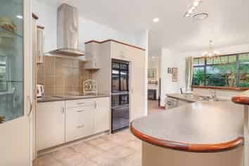 30 Oaklands Drive, Cambridge
