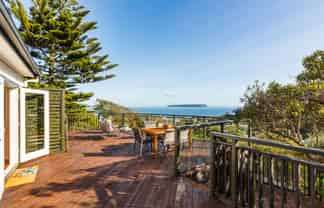 30 Roys Road, Plimmerton