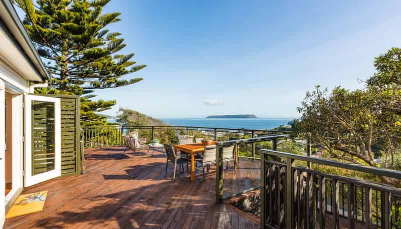 30 Roys Road, Plimmerton