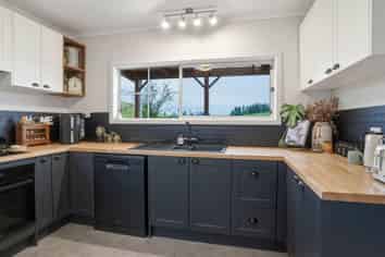 22 Rose Valley Road, BALCLUTHA