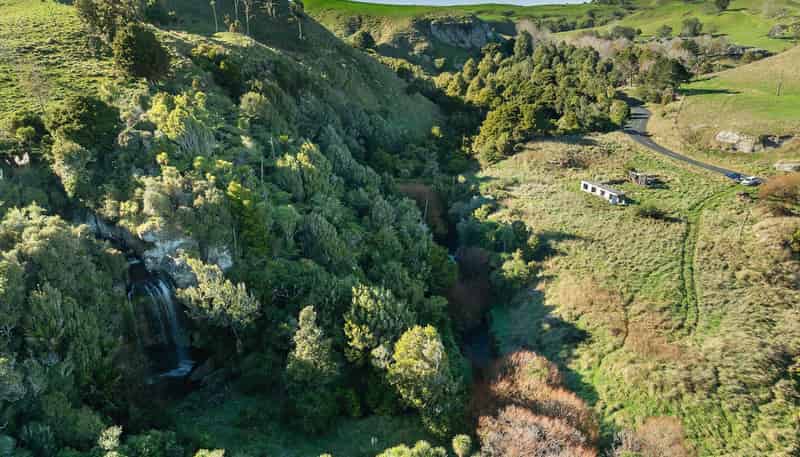1652  Waikaretu Valley Road, Port Waikato