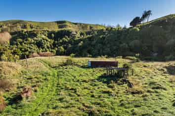 1652  Waikaretu Valley Road, Port Waikato