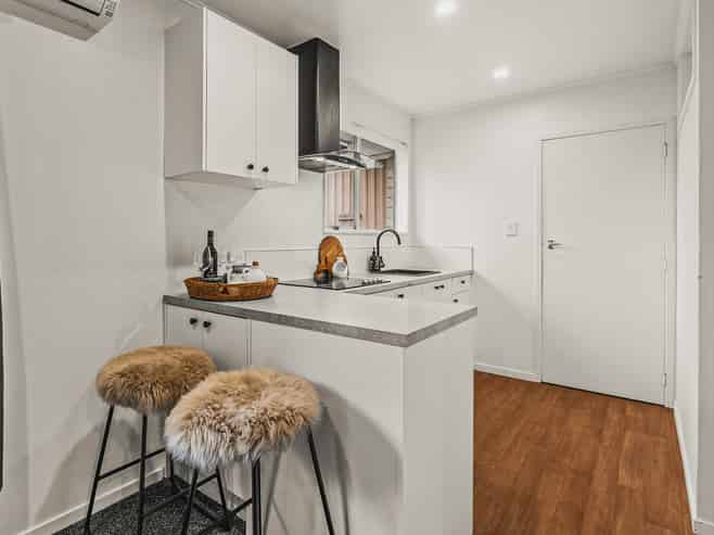 2/163 Nelson Crescent, Napier South