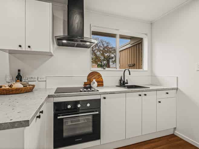 2/163 Nelson Crescent, Napier South