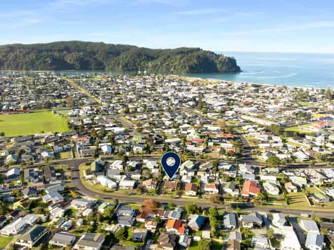 106 Lorraine Place, Whangamata