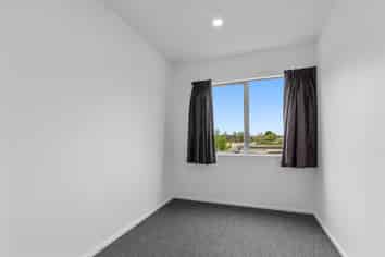 7/218 Captain Springs Road, Onehunga