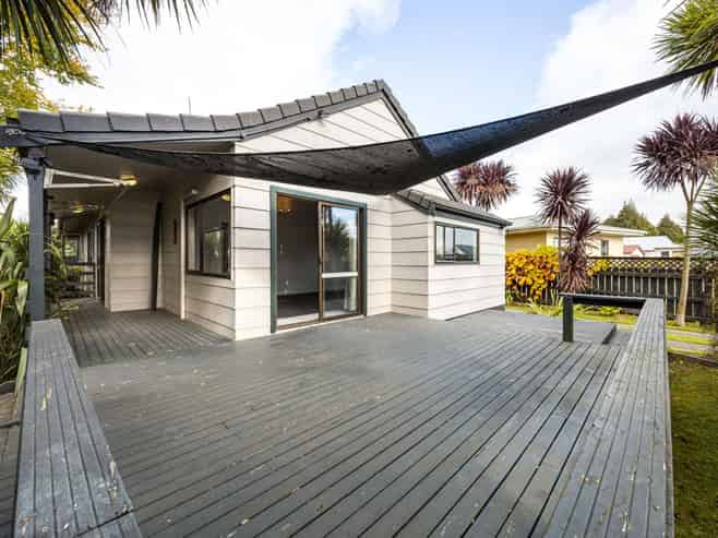 17 Kentucky Crescent, Nawton