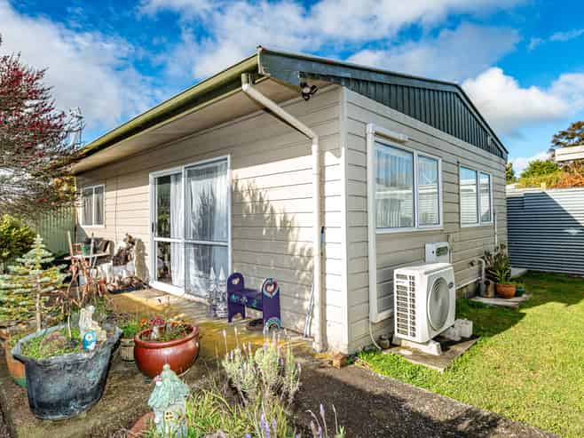 4 and 4A Kells Avenue, Aramoho