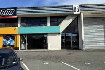 HIGH-PROFILE STODDARD ROAD LOCATION
