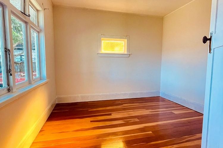 3BR 2BATH Home in Papakura Close to All Amenities - Mehr