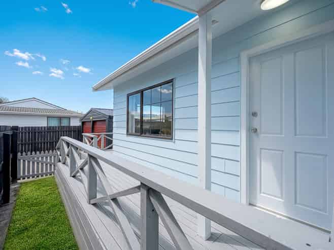 13 Hamblyn Place, Ranui