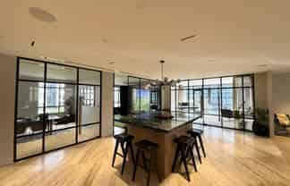Boutique Viaduct office with harbour views