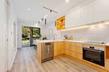 2C Salamanca Road, Sunnynook