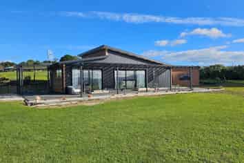 12 Marshall Road, Manukau Heads
