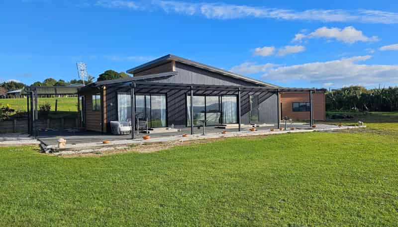 12 Marshall Road, Manukau Heads