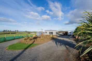 499 Avon Road, Tisbury