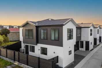 Lot 5/40 Beaumonts Way, Manurewa