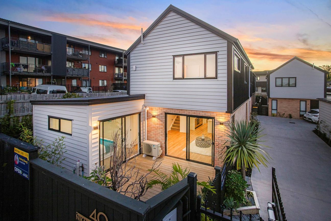 Luxury Style, Standalone & Freehold Living Bliss!! - Veduta 4