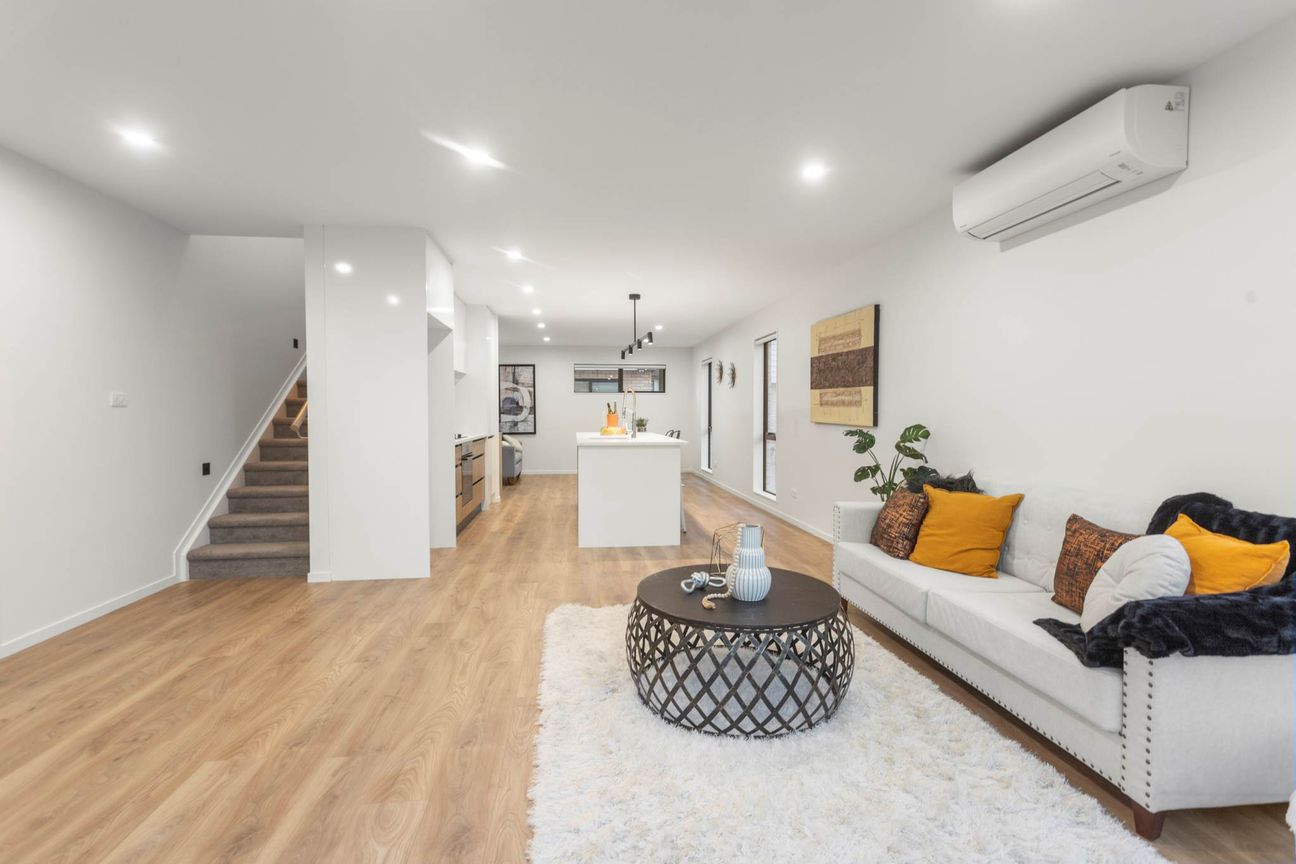 Luxury Style, Standalone & Freehold Living Bliss!! - Aktar