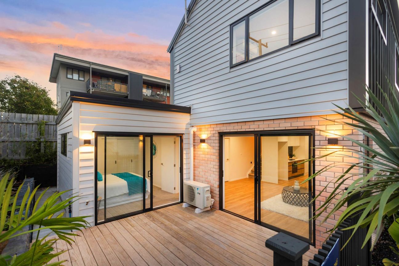 Luxury Style, Standalone & Freehold Living Bliss!! - Veduta 5