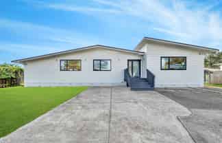 12 Sunlands Drive, Manurewa