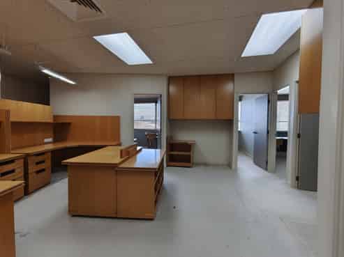 High-Profile Greenlane Showroom Opportunity