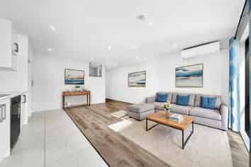 25A Tributary Parade, Karaka