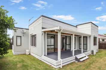 3/5 Henwood Avenue, Mangere East