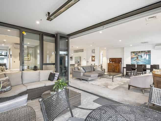 1/107 Jervois Road, Herne Bay