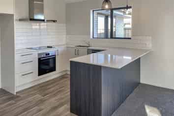 10 Rosalind Avenue, Darfield