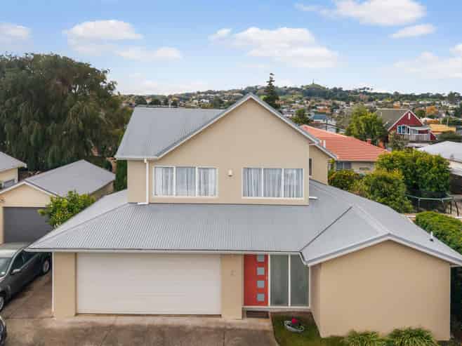 2/122a Selwyn Street, Onehunga