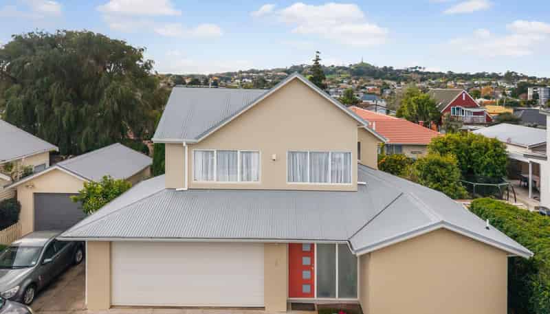 2/122a Selwyn Street, Onehunga