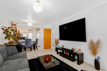 27B Brussels Street, Miramar
