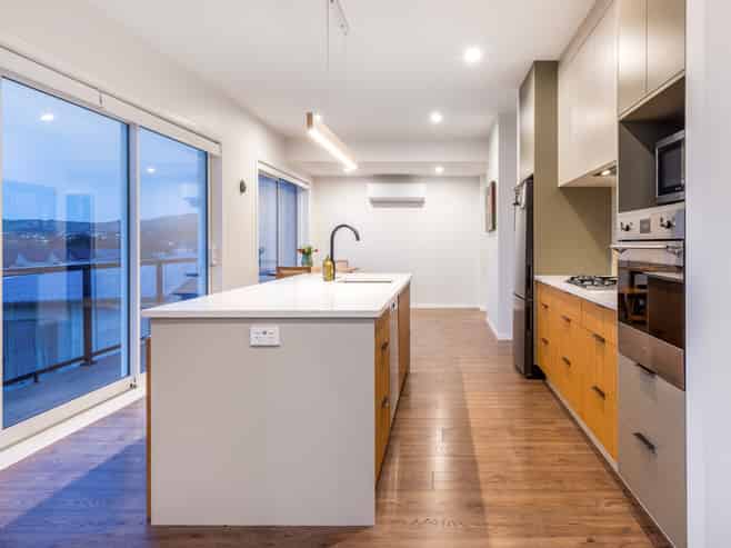 32 Hokioi Drive, Porirua