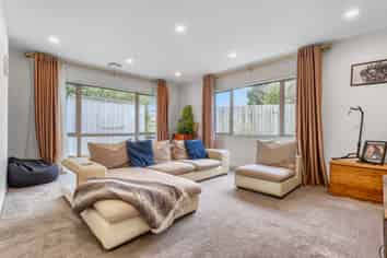 18 Carpenter Lane, Silverdale