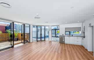 Penthouse Office in CBD