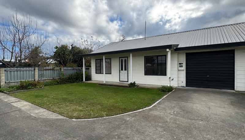 2/806 Gordon Road, Raureka