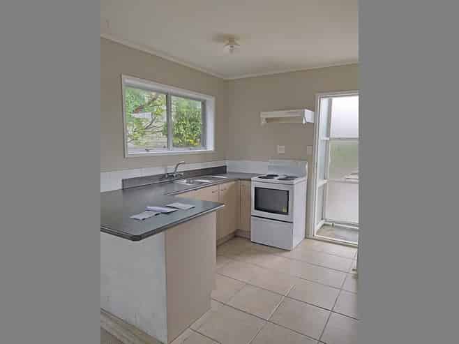 3/466 Swanson Road, Ranui