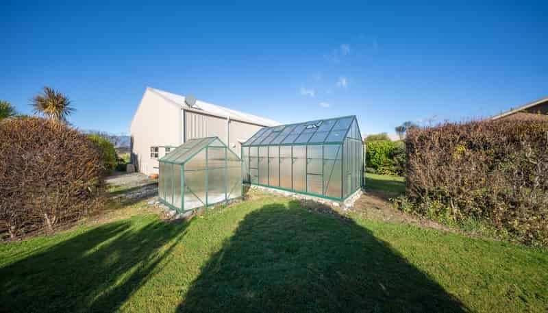 73 Holmwood Road, Manapouri