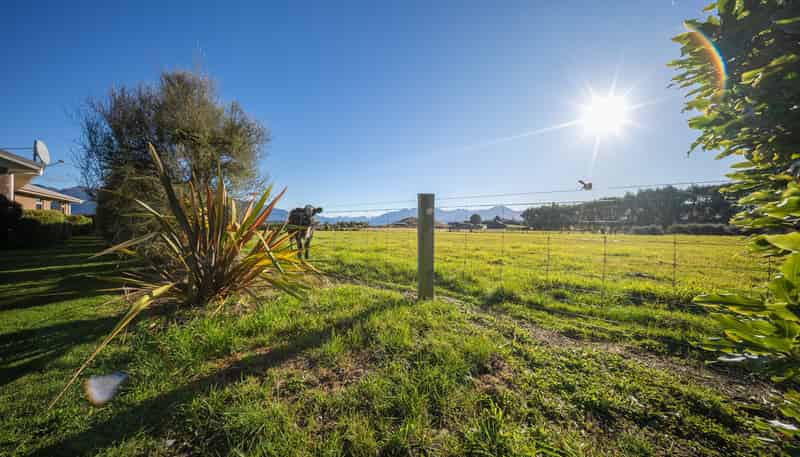 73 Holmwood Road, Manapouri