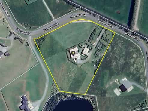 73 Holmwood Road, Manapouri