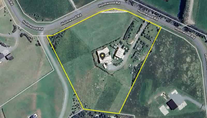 73 Holmwood Road, Manapouri