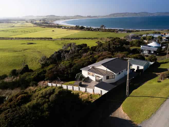 42 & 44 Bungalow Hill Road, Colac Bay